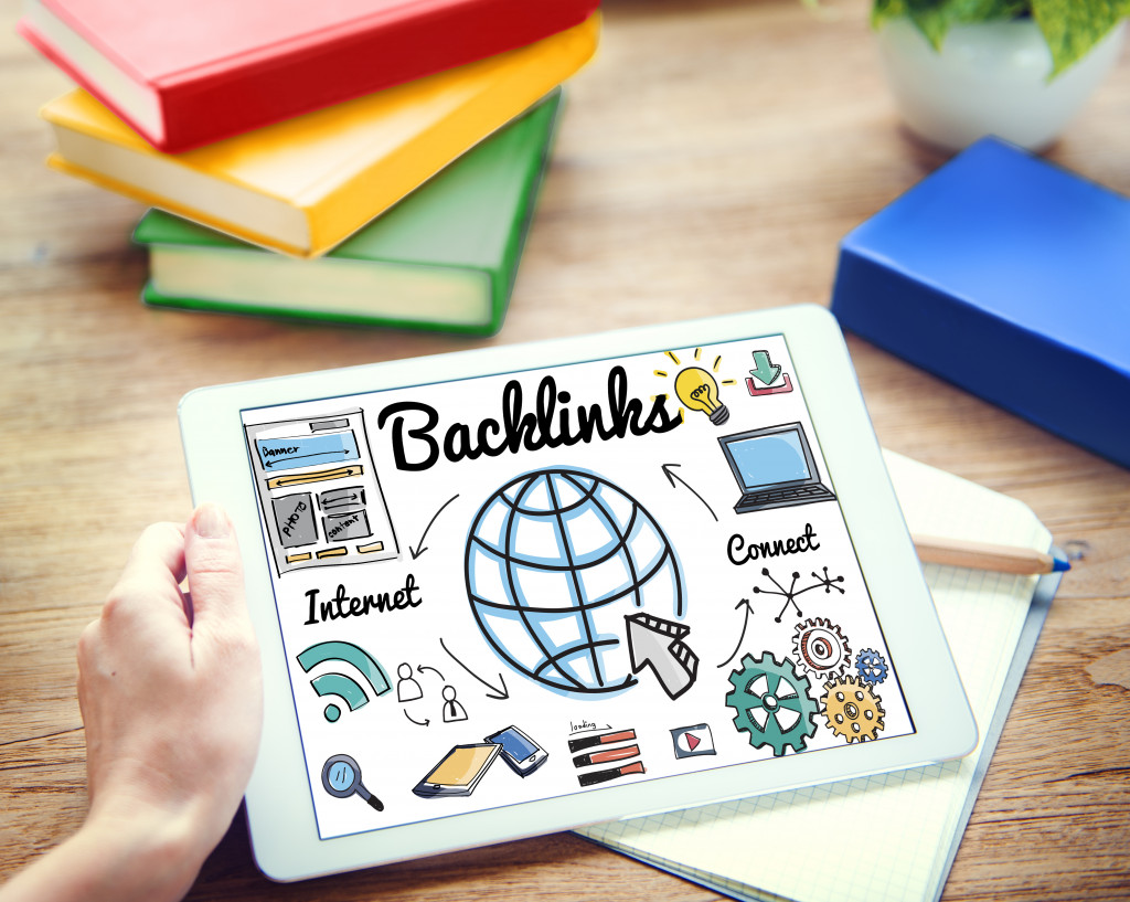 Elaboration of backlinks concept on a digital tablet 